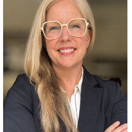 Photo of Kerry Alexander