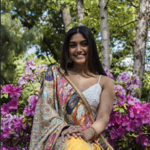 Suhani Shah Headshot