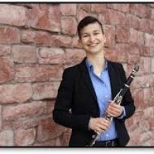 Kristi Licare headshot