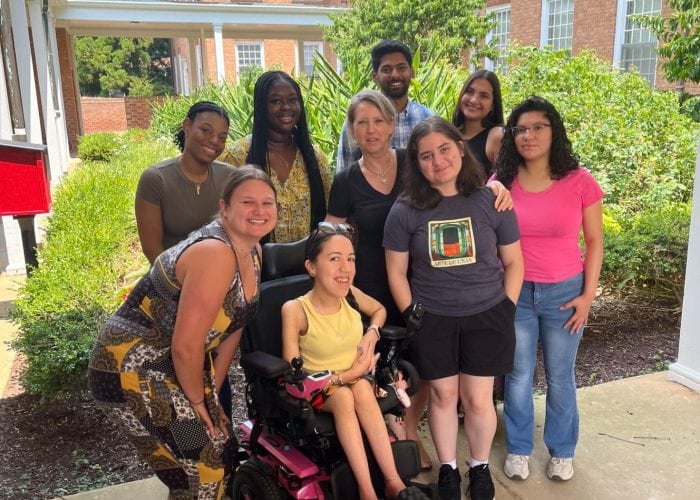 Read Lab Group Photo in COE Garden